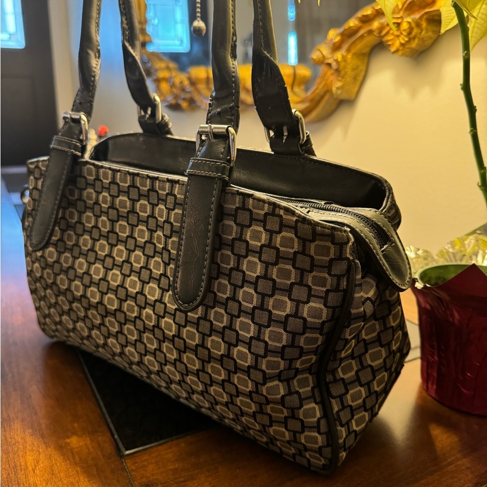 Nine West black and brown shoulder bag purse